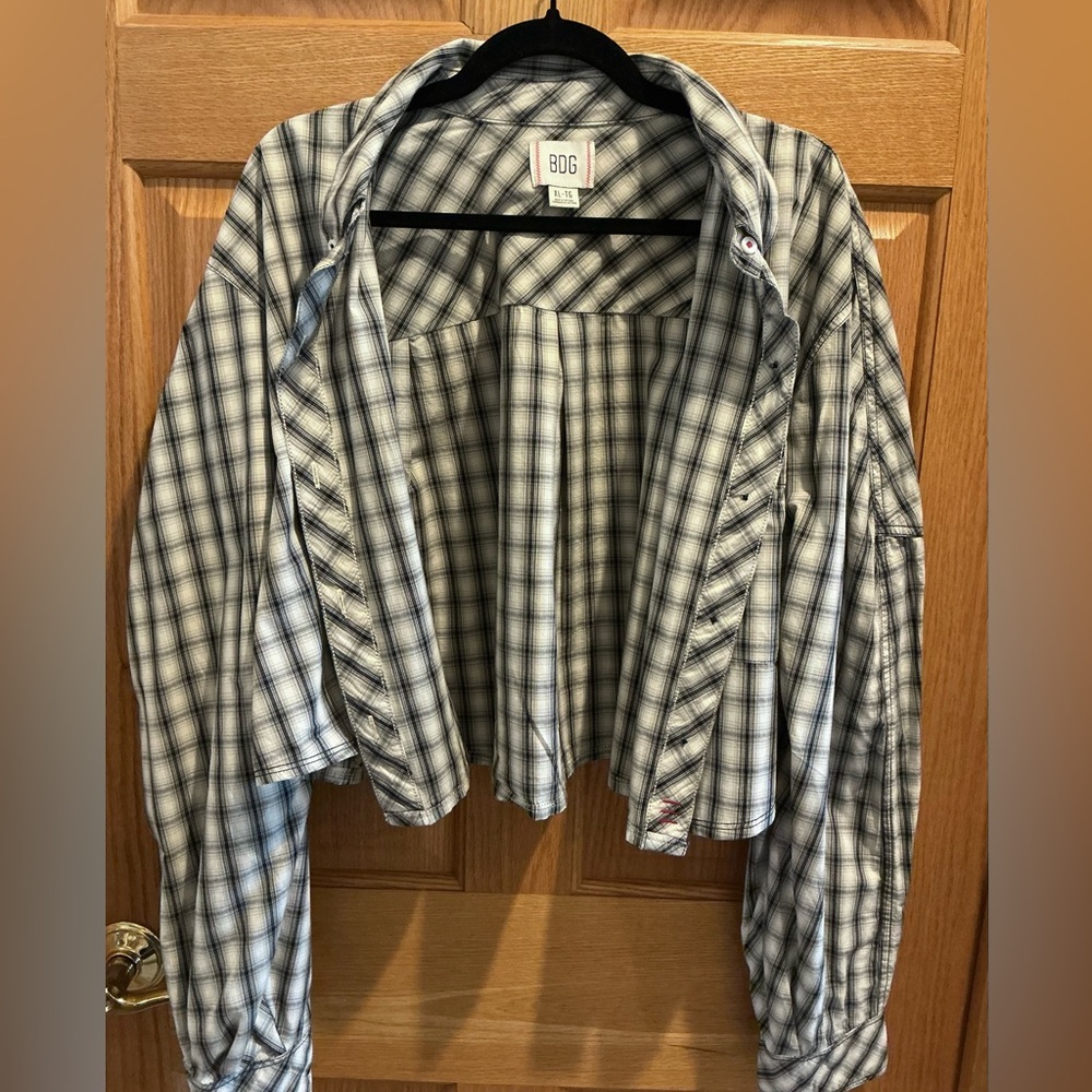 BDG Urban Outfitters Corey Cropped Plaid Boxy Oversized Button Down Women’s XL - Picture 7 of 16
